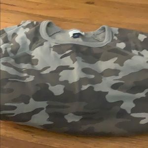 Camo pull over sweatshirt